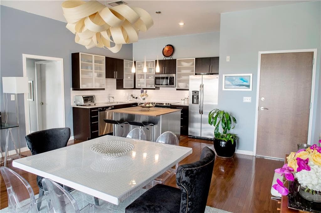 2 bedroom, 1,296 sq ft condominium sold at 333 Nelson Street 322, Atlanta, GA 30313
