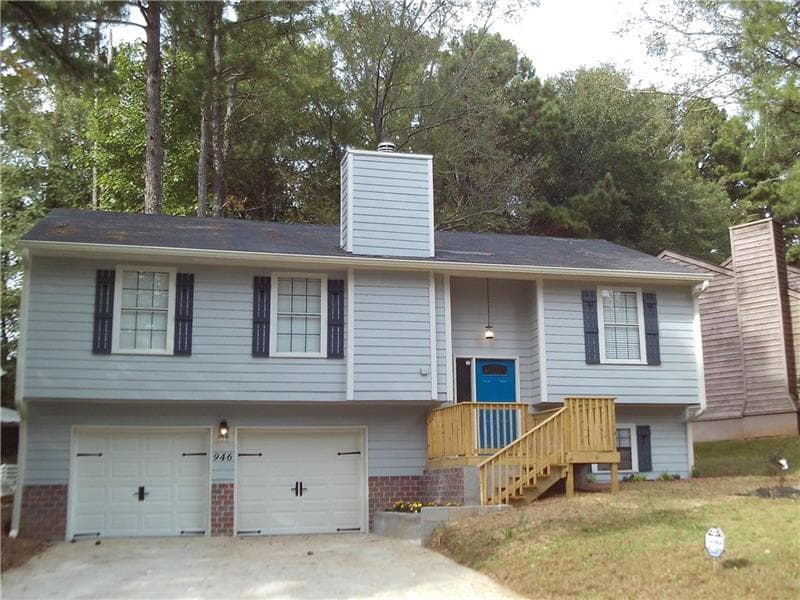 946 Lake Watch Drive, Stone Mountain, GA 30088 — most recent listing photo