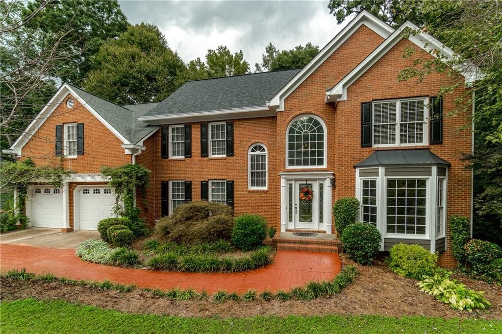 6 bedroom, 4,975 sq ft single family residence sold at 4611 Astible Circle, Acworth, GA 30102
