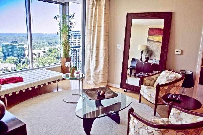 2 bedroom, 1,429 sq ft condominium sold at 3338 Peachtree Road 3101, Atlanta, GA 30326