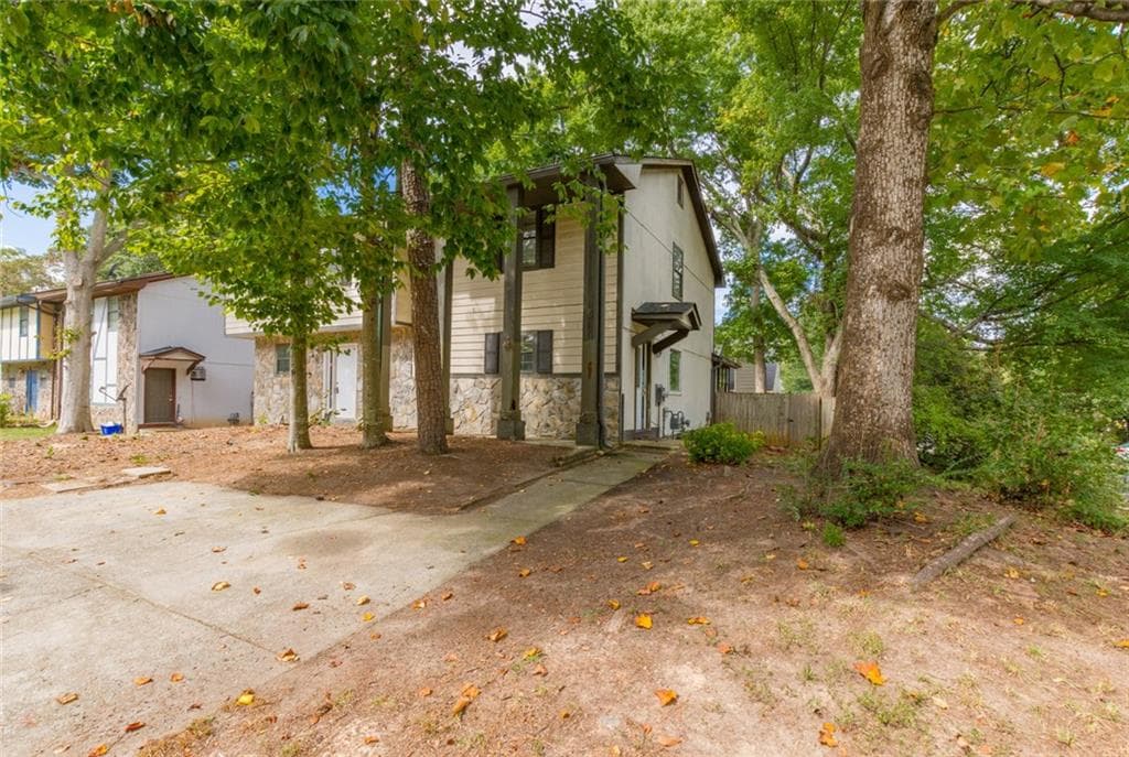 1245 Creekside Court, Smyrna, GA 30080 — most recent listing photo
