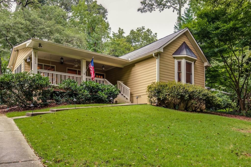 2 bedroom, 1,320 sq ft single family residence sold at 1862 Harper Road NW, Atlanta, GA 30318