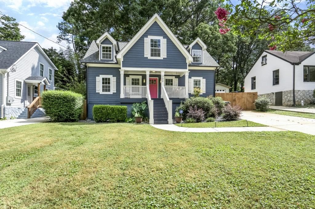 4 bedroom, 2,268 sq ft single family residence sold at 300 Eleanor Street, Atlanta, GA 30317