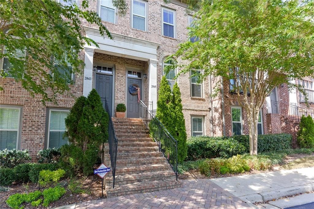 3 bedroom, 2,099 sq ft townhouse sold at 2845 Crescent Park Lane 1067, Atlanta, GA 30339
