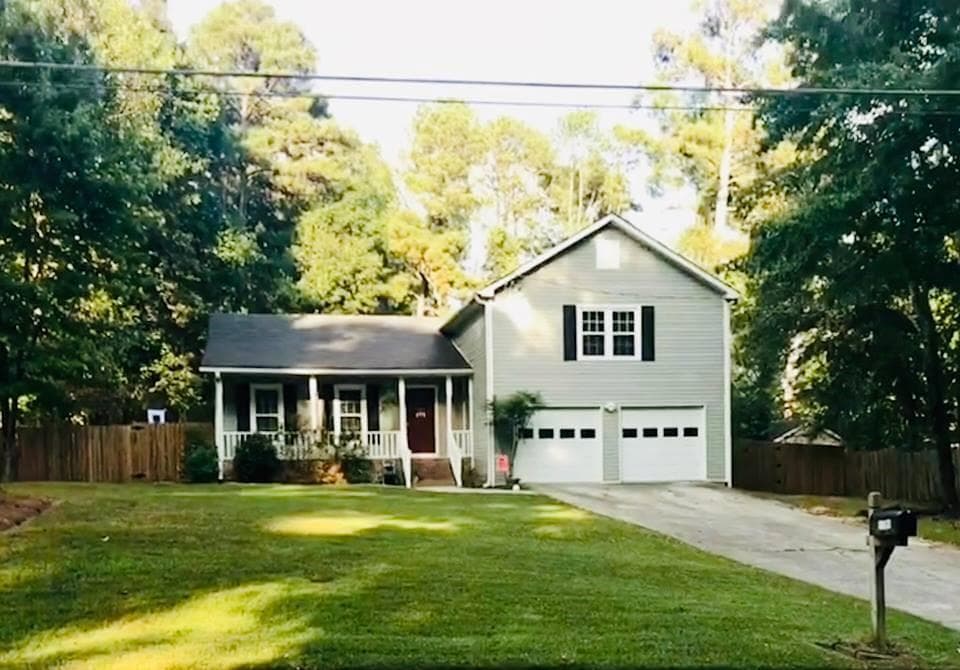 3 bedroom single family residence sold at 2598 Hard Twist Drive, Grayson, GA 30017