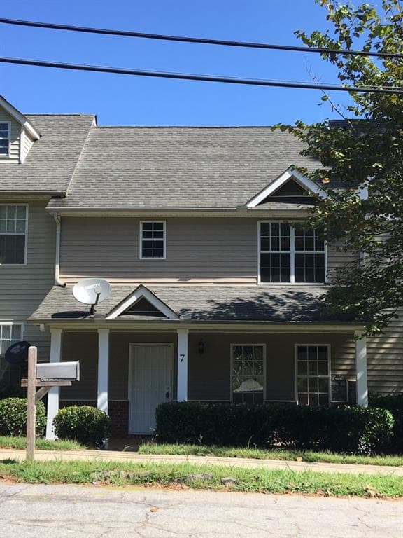 2 bedroom, 1,308 sq ft townhouse sold at 1081 Estes Drive 503, Atlanta, GA 30310