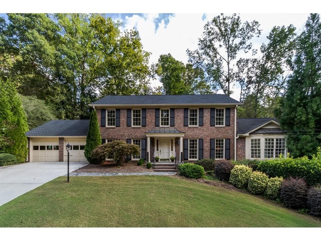 5 bedroom single family residence sold at 1150 Edgewater Drive, Sandy Springs, GA 30328