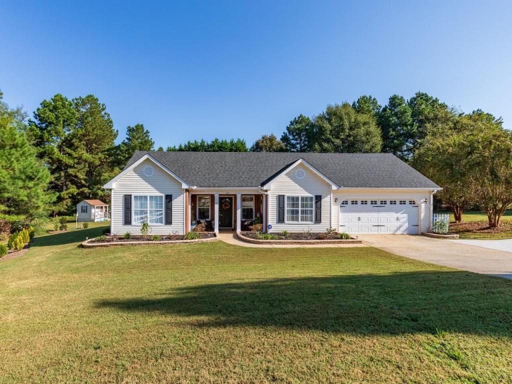3 bedroom, 1,499 sq ft single family residence sold at 610 Cambrige Terrace, Loganville, GA 30052