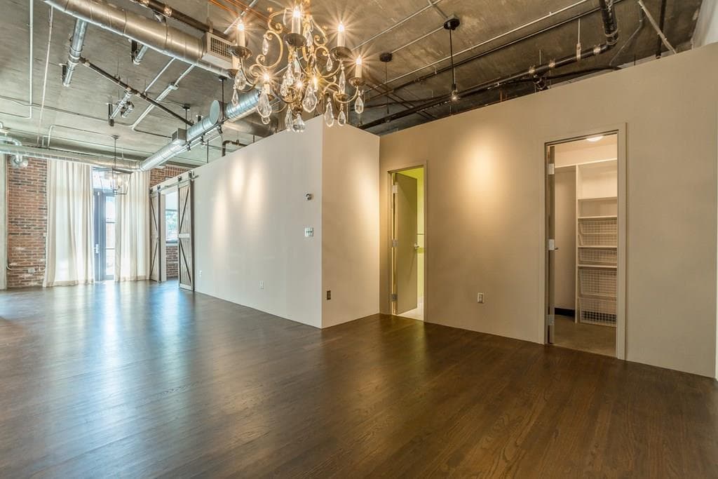 3235 Roswell Road 415, Atlanta, GA 30305 — most recent listing photo