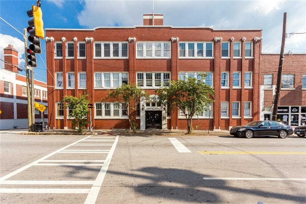 1 bedroom, 1,023 sq ft condominium sold at 244 Peters Street 17, Atlanta, GA 30313