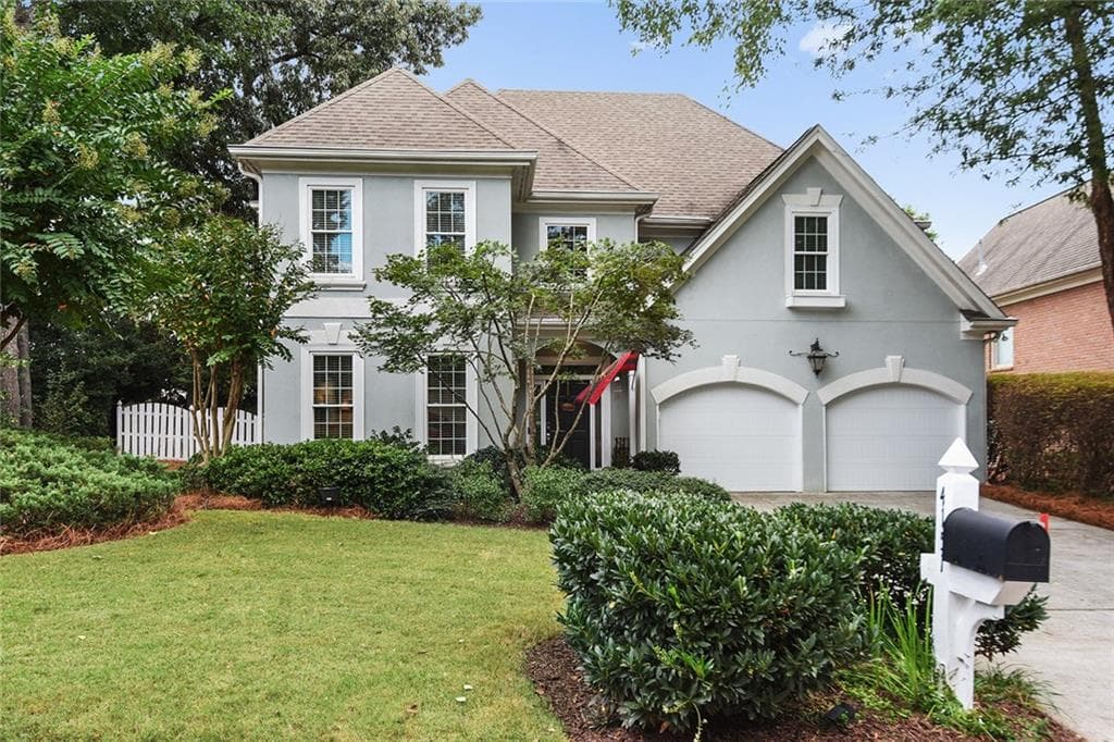 3 bedroom, 2,755 sq ft single family residence sold at 4151 Gateswalk Drive, Smyrna, GA 30080
