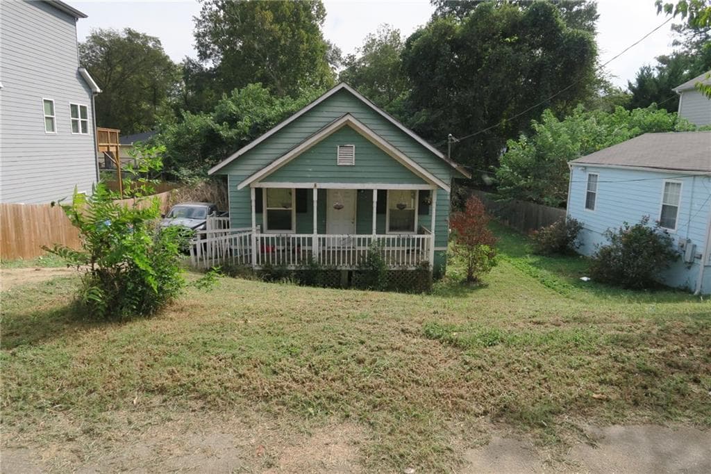 3 bedroom, 960 sq ft single family residence sold at 185 Little Street, Atlanta, GA 30315