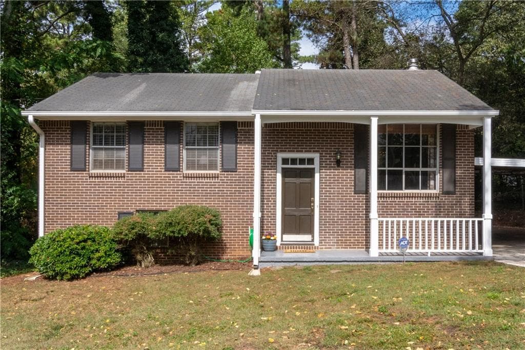 3 bedroom, 1,462 sq ft single family residence sold at 2478 Benson Poole Road, Smyrna, GA 30082