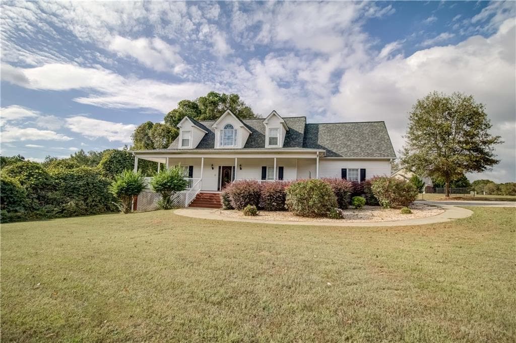 2400 MANOR Way, Loganville, GA 30052 — most recent listing photo