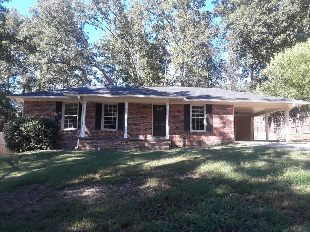 3 bedroom single family residence sold at 1466 Greenwillow Drive, Conley, GA 30288