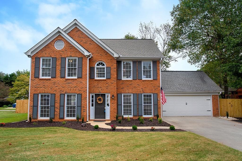 4 bedroom, 2,264 sq ft single family residence sold at 12655 Concord Hall Drive, Alpharetta, GA 30005