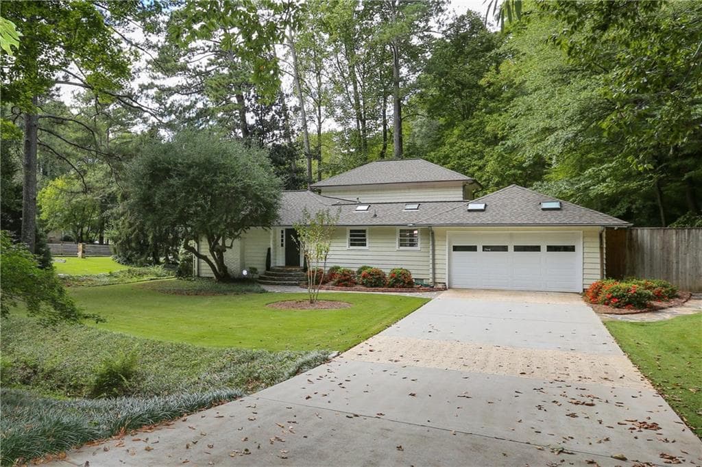 4 bedroom, 2,600 sq ft single family residence sold at 1178 Wild Creek Trail, Atlanta, GA 30324