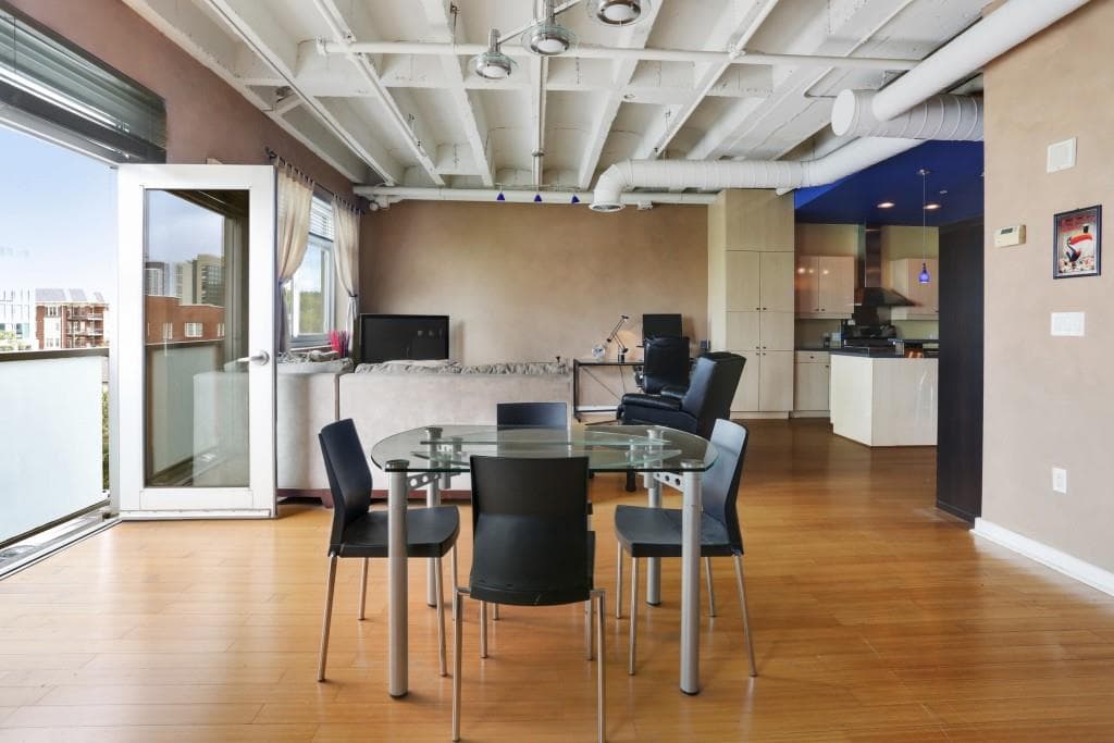 1 bedroom, 1,080 sq ft condominium sold at 805 Peachtree Street 510, Atlanta, GA 30308