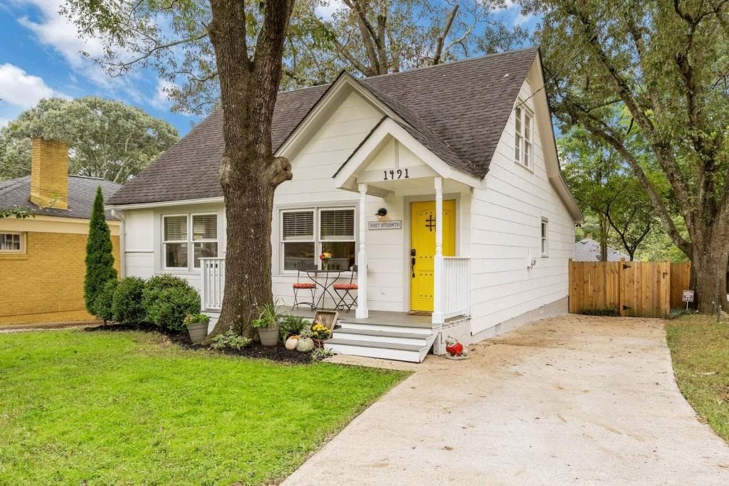 3 bedroom, 1,266 sq ft single family residence sold at 1491 McPherson Avenue, Atlanta, GA 30316