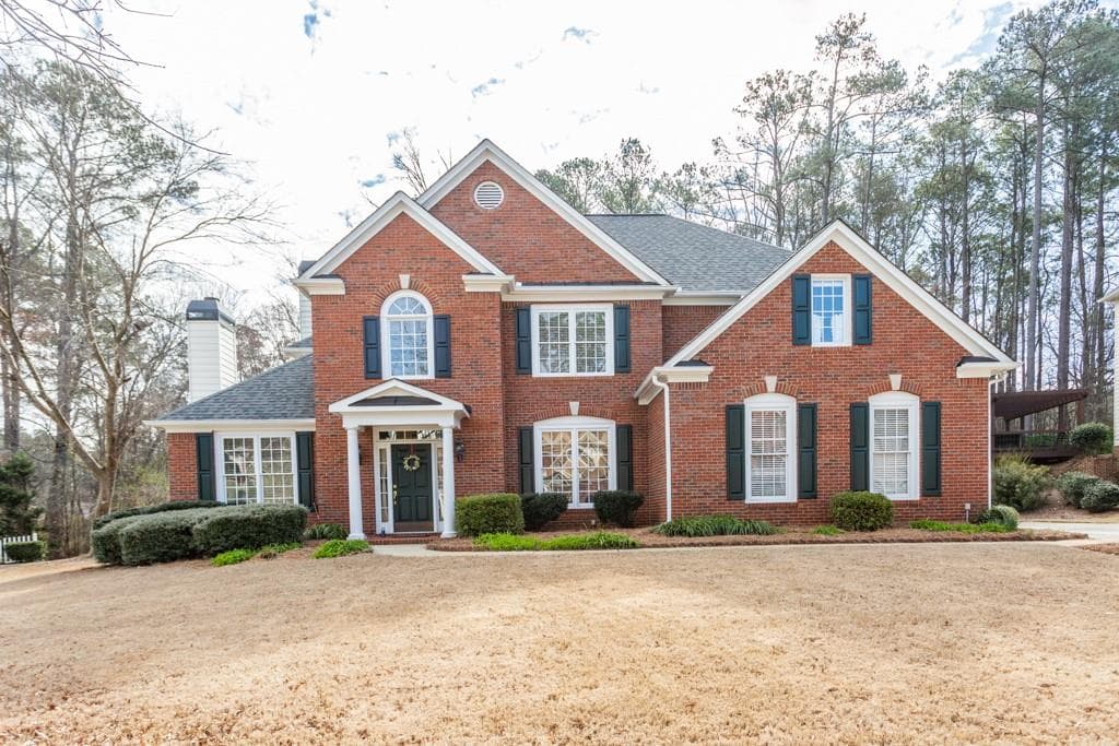 4 bedroom, 3,119 sq ft single family residence sold at 3883 Greensward View, Kennesaw, GA 30144