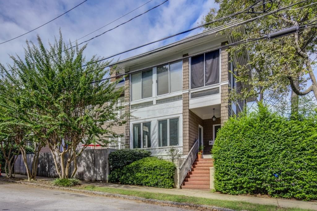 2 bedroom, 1,120 sq ft condominium sold at 765 Argonne Avenue D, Atlanta, GA 30308