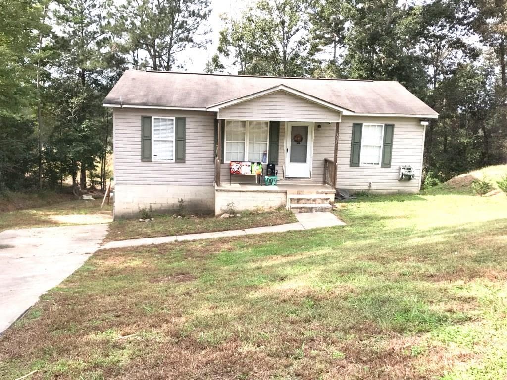 337 Lavista Drive, Calhoun, GA 30701 — most recent listing photo