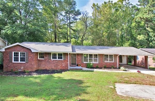 4 bedroom, 1,840 sq ft single family residence sold at 2042 Desmond Drive, Decatur, GA 30033