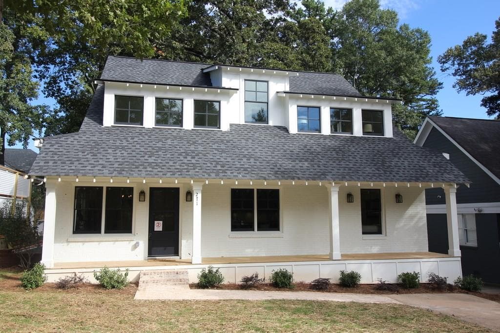 4 bedroom, 2,400 sq ft single family residence sold at 271 MELLRICH Avenue, Atlanta, GA 30317