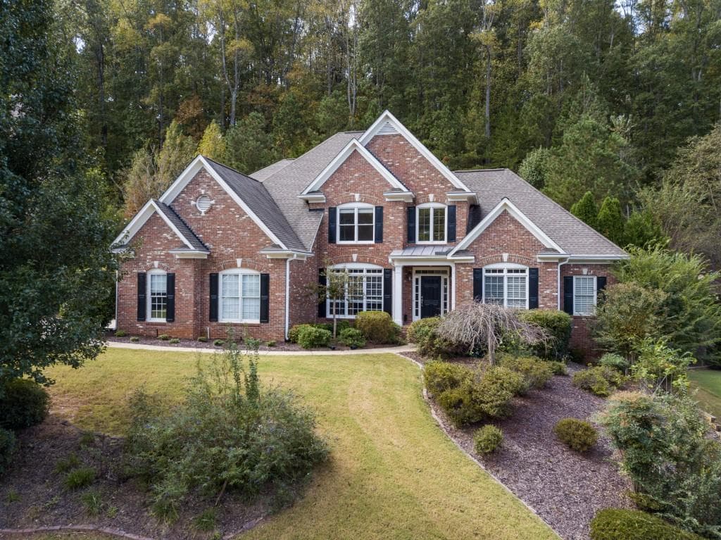 5 bedroom, 4,399 sq ft single family residence sold at 111 Wayfair Overlook Drive, Woodstock, GA 30188