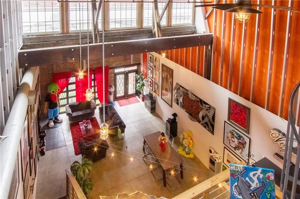 2 bedroom, 2,500 sq ft condominium sold at 320 Peters Street 4, Atlanta, GA 30313