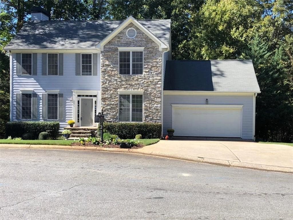 4 bedroom, 2,159 sq ft single family residence sold at 3889 Collier Trace, Kennesaw, GA 30144