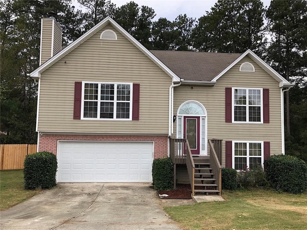 3 bedroom, 1,664 sq ft single family residence sold at 330 Victoria Station Boulevard, Lawrenceville, GA 30043