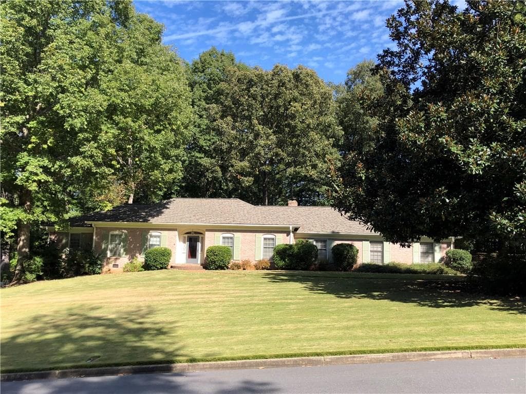 4 bedroom, 2,738 sq ft single family residence sold at 7655 Ryefield Drive, Atlanta, GA 30350