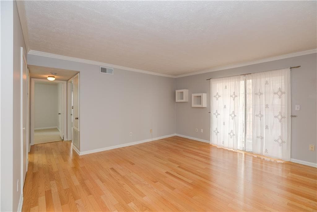 2 bedroom, 980 sq ft condominium sold at 3120 Seven Pines Court 201, Atlanta, GA 30339