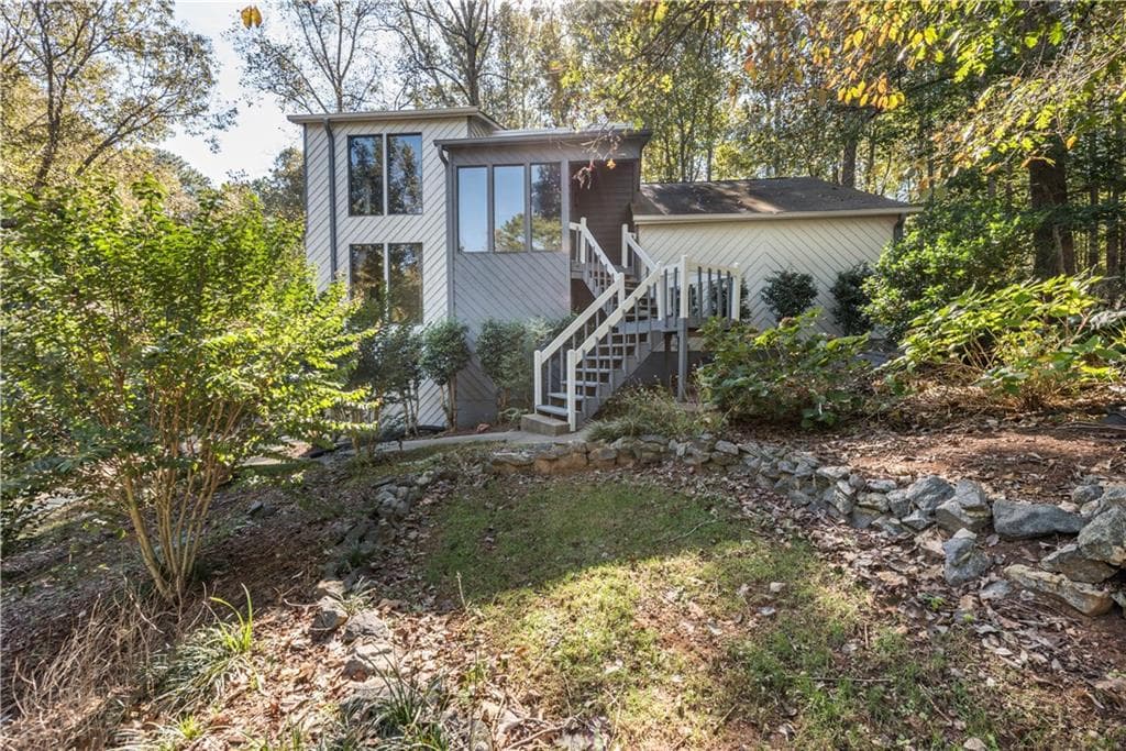 4 bedroom, 2,750 sq ft single family residence sold at 226 Watkins Glen Drive, Kennesaw, GA 30144