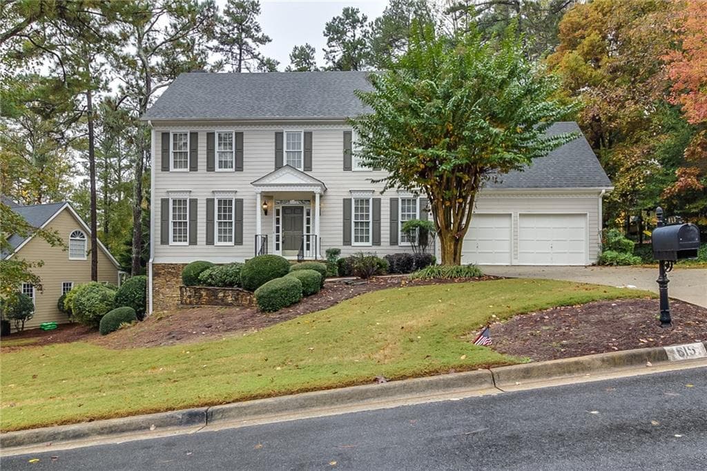 4 bedroom, 2,780 sq ft single family residence sold at 615 Linkside Hollow, Alpharetta, GA 30005