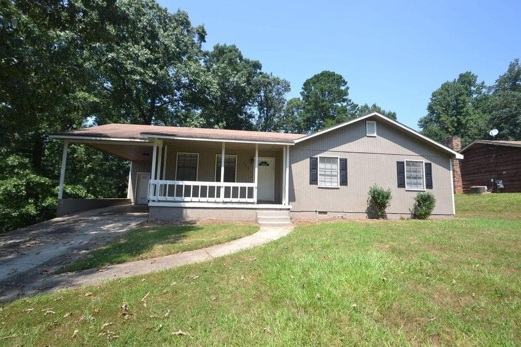 3918 Dalhouise Lane, Decatur, GA 30034 — most recent listing photo