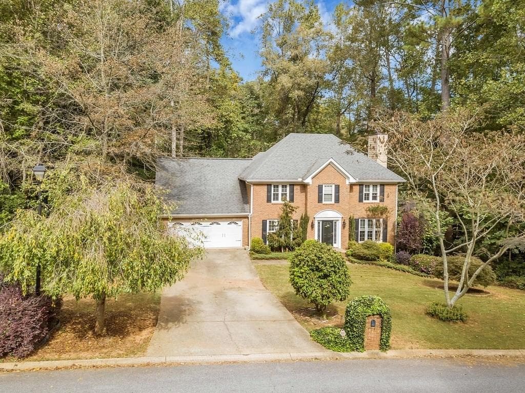4 bedroom, 2,699 sq ft single family residence sold at 275 SHORE Drive, Suwanee, GA 30024