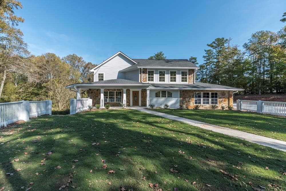 4 bedroom, 3,993 sq ft single family residence sold at 8598 Timberlane Drive, Douglasville, GA 30134