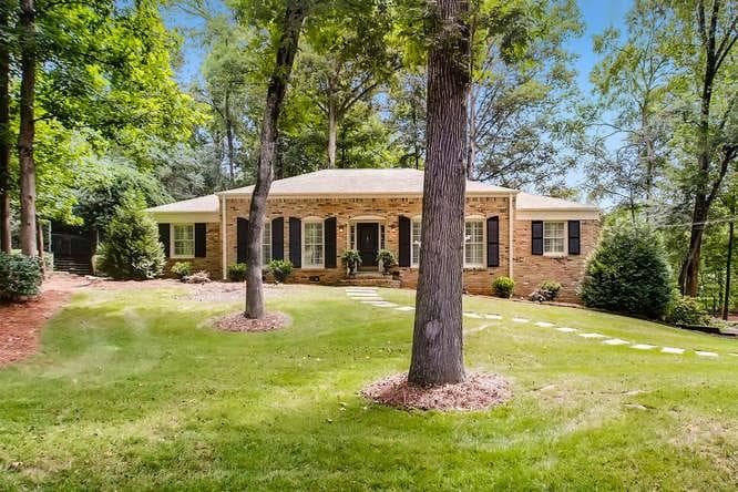 4 bedroom, 2,836 sq ft single family residence sold at 2997 Margaret Mitchell Court, Atlanta, GA 30327