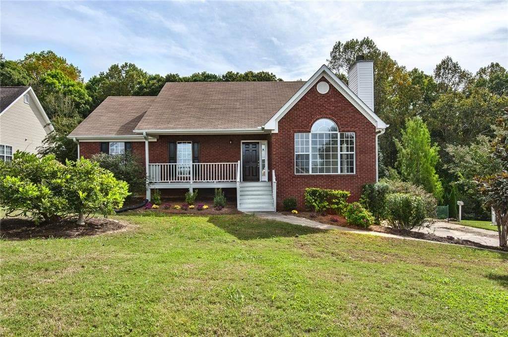 4529 Summerset Drive, Gainesville, GA 30507 — most recent listing photo