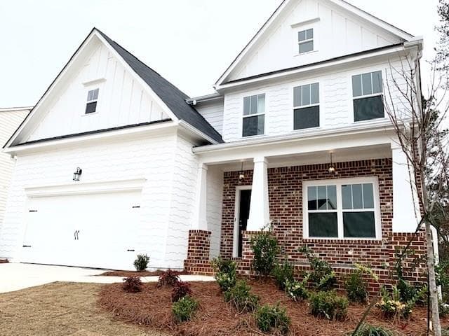 5 bedroom, 2,700 sq ft single family residence sold at 353 Reserve Overlook, Holly Springs, GA 30115