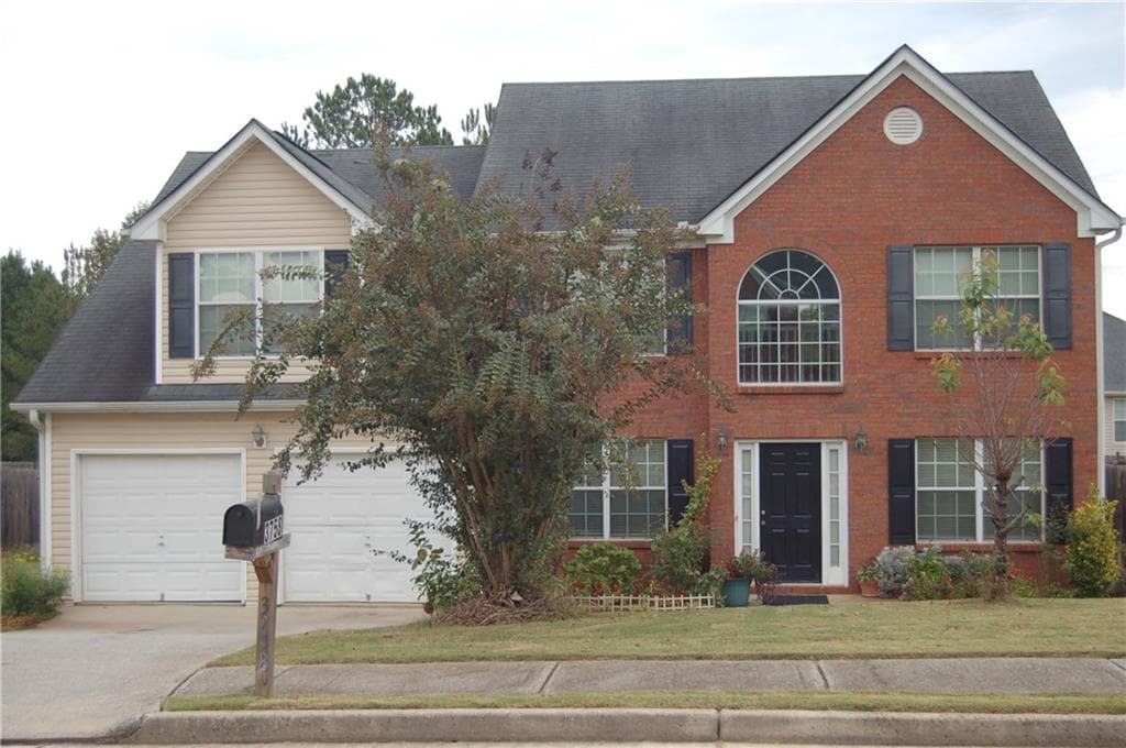 5 bedroom, 2,613 sq ft single family residence sold at 3758 Renfroe Avenue, Douglasville, GA 30135