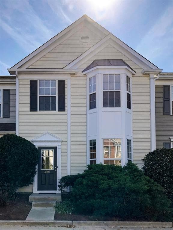 3 bedroom, 1,370 sq ft townhouse sold at 2705 ASHLEIGH Lane, Alpharetta, GA 30004