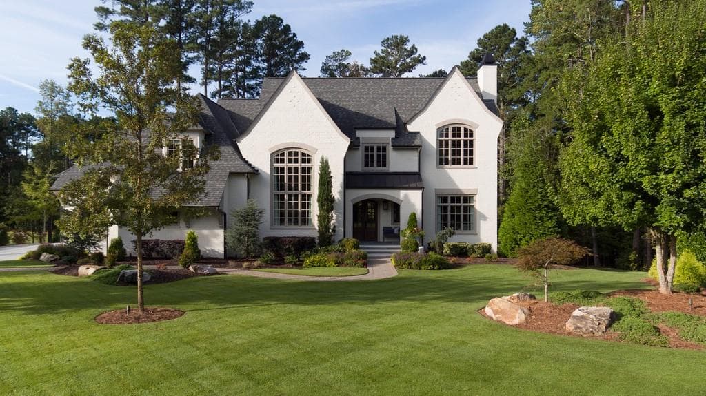 6 bedroom, 8,641 sq ft single family residence sold at 4894 Kettle River Point, Suwanee, GA 30024