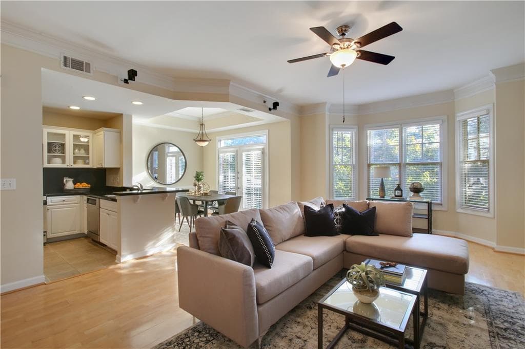 850 Piedmont Avenue 3305, Atlanta, GA 30308 — most recent listing photo