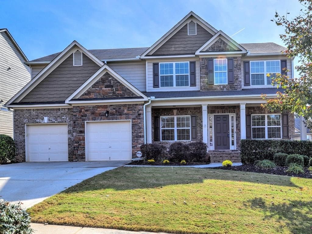 4 bedroom, 2,643 sq ft single family residence sold at 318 Lakestone Landing, Woodstock, GA 30188