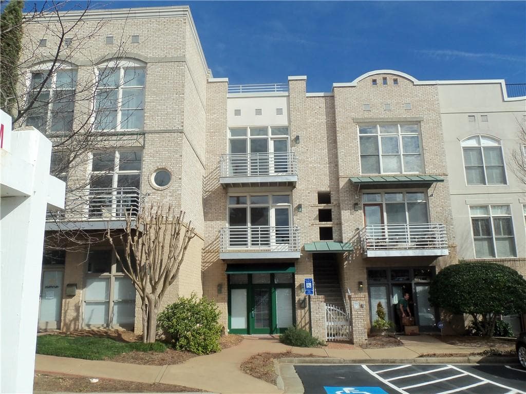 1259 Apple Valley Road, Brookhaven, GA 30319 — most recent listing photo