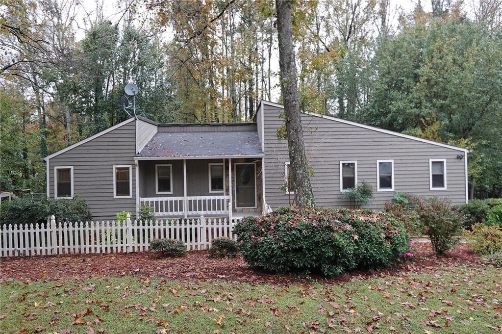 1630 Rex Drive, Marietta, GA 30066 — most recent listing photo