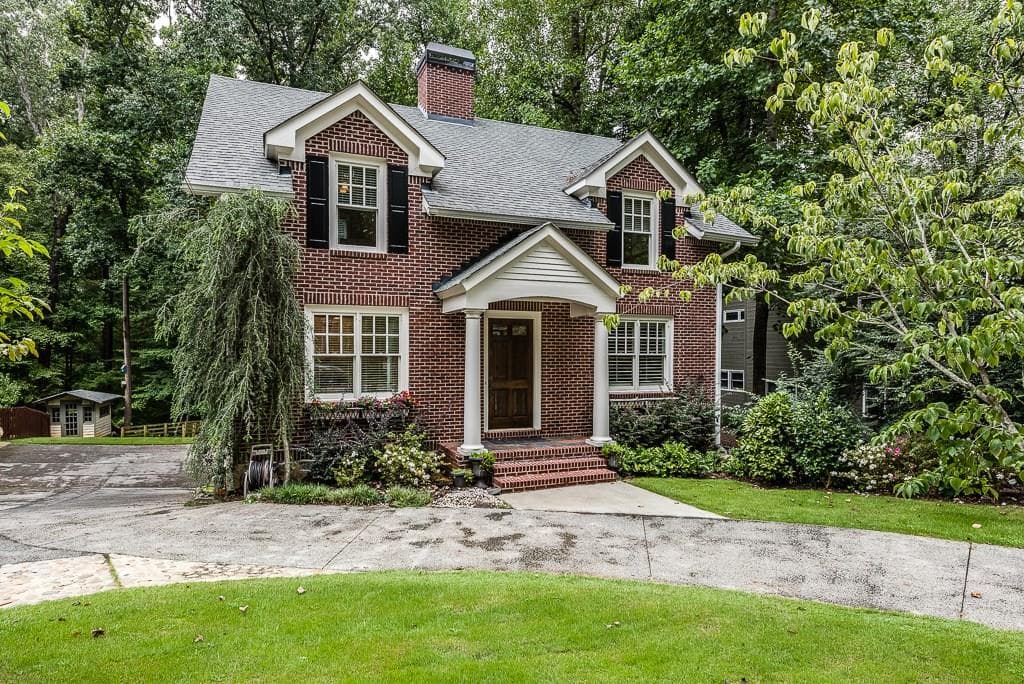 6 bedroom, 4,751 sq ft single family residence sold at 465 Chelsea Circle, Atlanta, GA 30307
